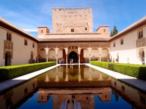 alhambra-1785052_1920