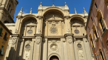 granada-cathedral-1542197_1920